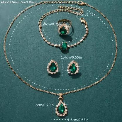 Conjunto de joyas Elisandre Vermont en oro, compuesto por collar y aretes, de la marca Rose & Oliver, con detalles elegantes