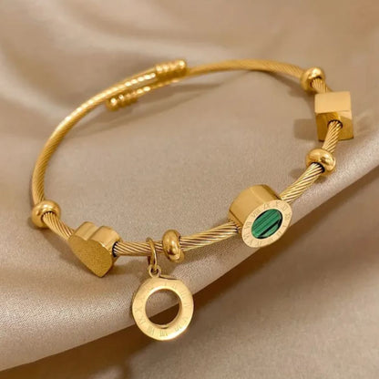 Armband Emerance Gold von Rose & Oliver, zart und elegant, mit Goldfinish und edlem Design.