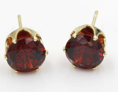 Aretes de argolla redondos en rubí de Rose & Oliver, acabamento brillante, para uso diario y ocasiones especiales.